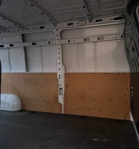 Белый Рено Мастер, объемом двигателя 2.3 л и пробегом 195 тыс. км за 23700 $, фото 17 на Automoto.ua