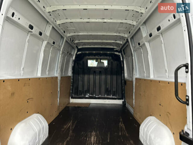 Білий Рено Мастєр, об'ємом двигуна 2.3 л та пробігом 105 тис. км за 21400 $, фото 28 на Automoto.ua