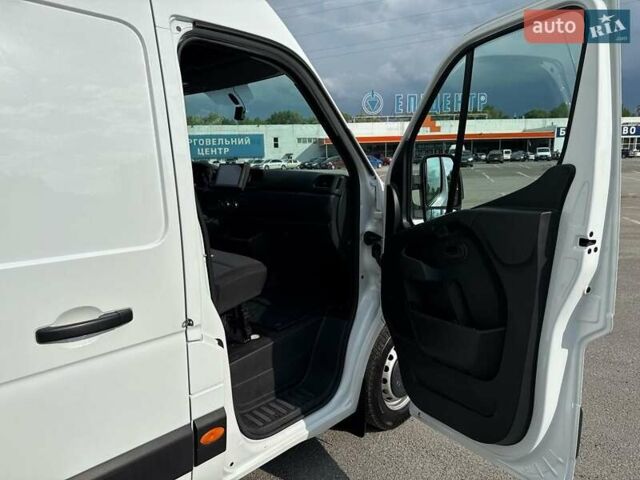 Білий Рено Мастєр, об'ємом двигуна 2.3 л та пробігом 94 тис. км за 27000 $, фото 54 на Automoto.ua