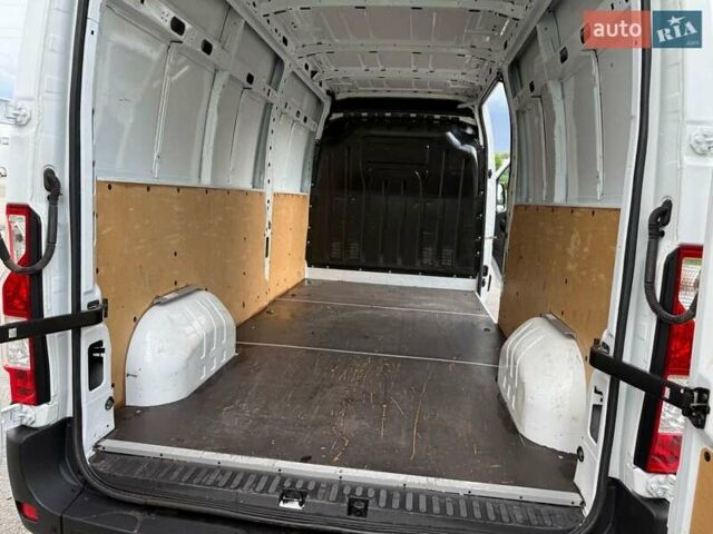 Білий Рено Мастєр, об'ємом двигуна 2.3 л та пробігом 94 тис. км за 27000 $, фото 69 на Automoto.ua