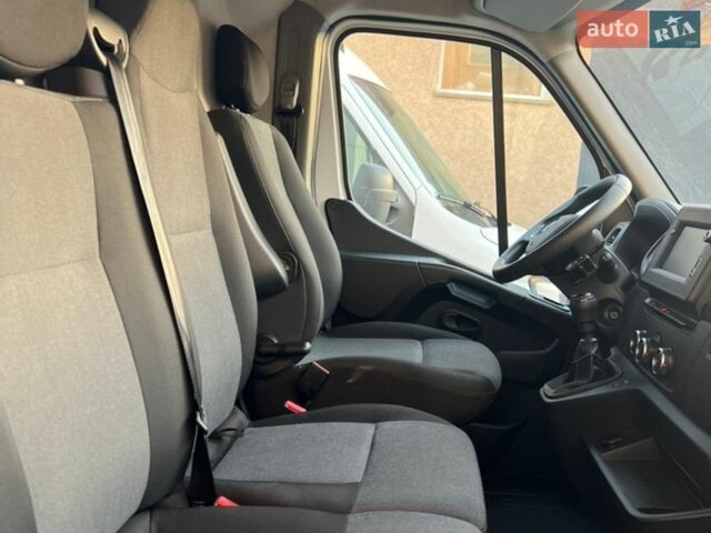 Белый Рено Мастер, объемом двигателя 2.3 л и пробегом 195 тыс. км за 23700 $, фото 9 на Automoto.ua