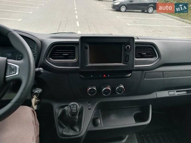 Белый Рено Мастер, объемом двигателя 2.3 л и пробегом 80 тыс. км за 18450 $, фото 13 на Automoto.ua