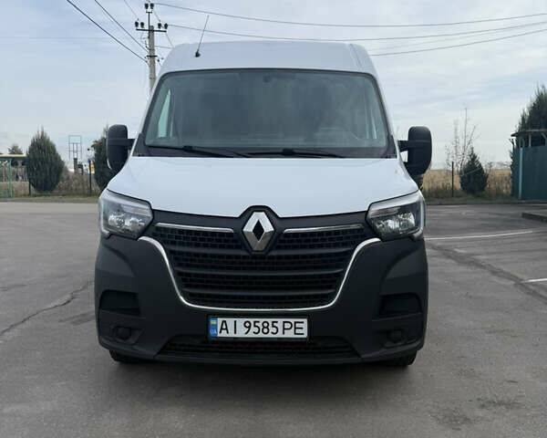 Білий Рено Мастєр, об'ємом двигуна 2.3 л та пробігом 241 тис. км за 22373 $, фото 1 на Automoto.ua