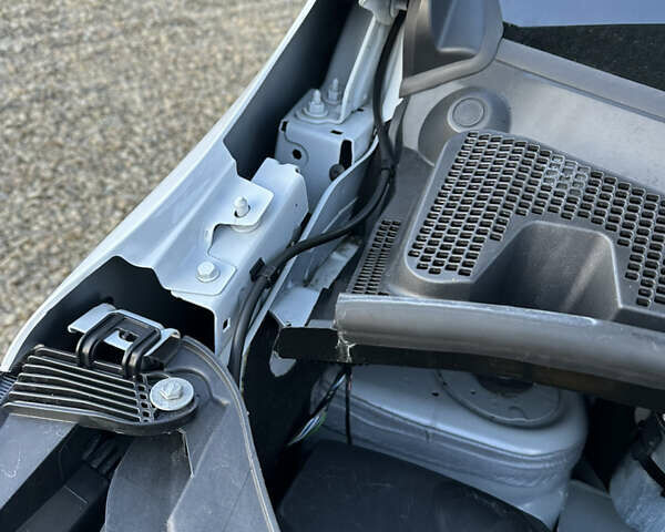 Белый Рено Мастер, объемом двигателя 2.3 л и пробегом 226 тыс. км за 27000 $, фото 28 на Automoto.ua