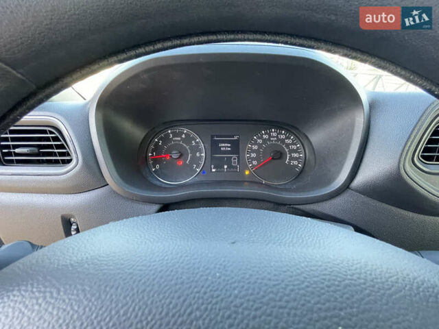 Білий Рено Мастєр, об'ємом двигуна 2.3 л та пробігом 220 тис. км за 25000 $, фото 26 на Automoto.ua