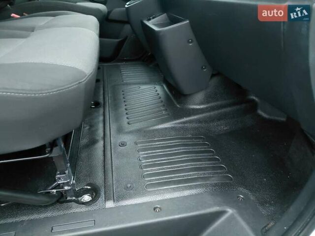 Белый Рено Мастер, объемом двигателя 2.3 л и пробегом 92 тыс. км за 25000 $, фото 37 на Automoto.ua