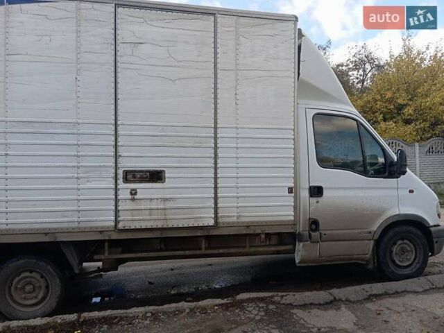 Белый Рено Мастер, объемом двигателя 2.8 л и пробегом 698 тыс. км за 6300 $, фото 4 на Automoto.ua