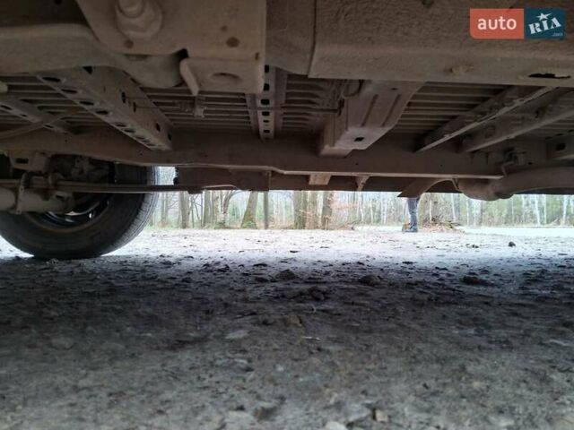 Білий Рено Мастєр, об'ємом двигуна 2.2 л та пробігом 300 тис. км за 3999 $, фото 12 на Automoto.ua