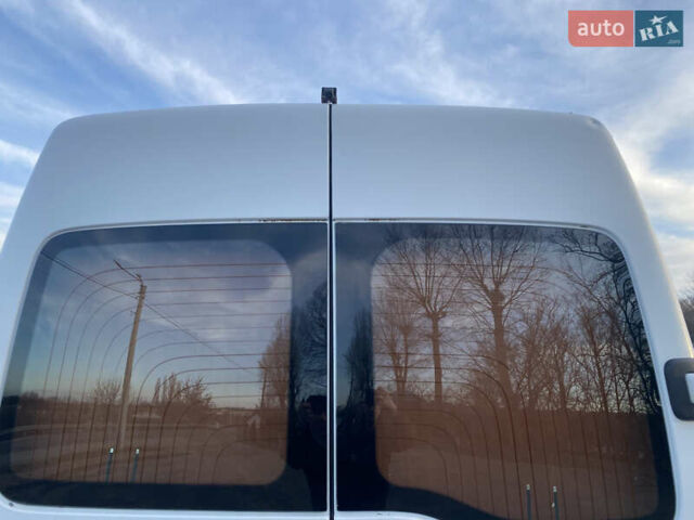 Білий Рено Мастєр, об'ємом двигуна 2.5 л та пробігом 455 тис. км за 8500 $, фото 7 на Automoto.ua