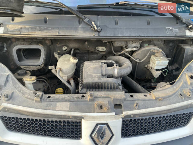 Білий Рено Мастєр, об'ємом двигуна 2.5 л та пробігом 455 тис. км за 8500 $, фото 54 на Automoto.ua