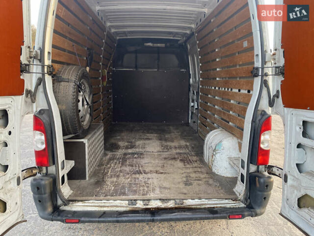 Білий Рено Мастєр, об'ємом двигуна 2.5 л та пробігом 455 тис. км за 8500 $, фото 18 на Automoto.ua