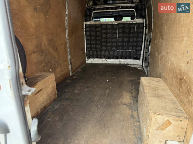 Белый Рено Мастер, объемом двигателя 2.46 л и пробегом 584 тыс. км за 6700 $, фото 6 на Automoto.ua