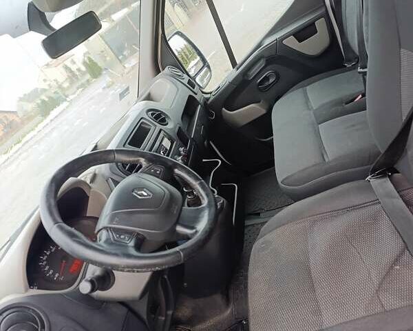 Белый Рено Мастер, объемом двигателя 2.3 л и пробегом 427 тыс. км за 9000 $, фото 10 на Automoto.ua