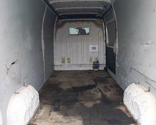 Белый Рено Мастер, объемом двигателя 2.3 л и пробегом 427 тыс. км за 9000 $, фото 19 на Automoto.ua