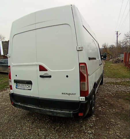 Белый Рено Мастер, объемом двигателя 2.3 л и пробегом 255 тыс. км за 12100 $, фото 3 на Automoto.ua