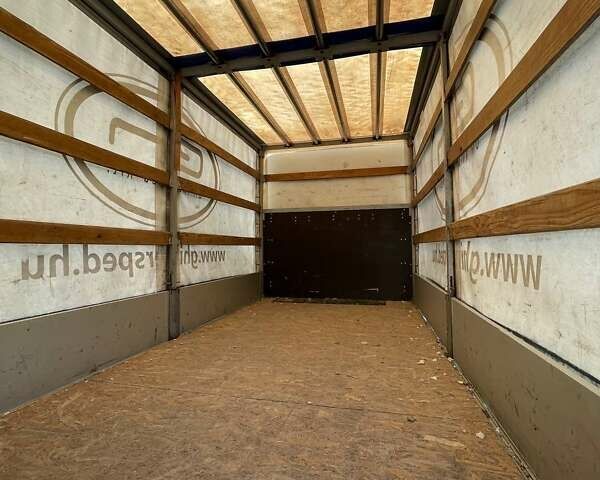 Белый Рено Мастер, объемом двигателя 2.3 л и пробегом 246 тыс. км за 12700 $, фото 17 на Automoto.ua