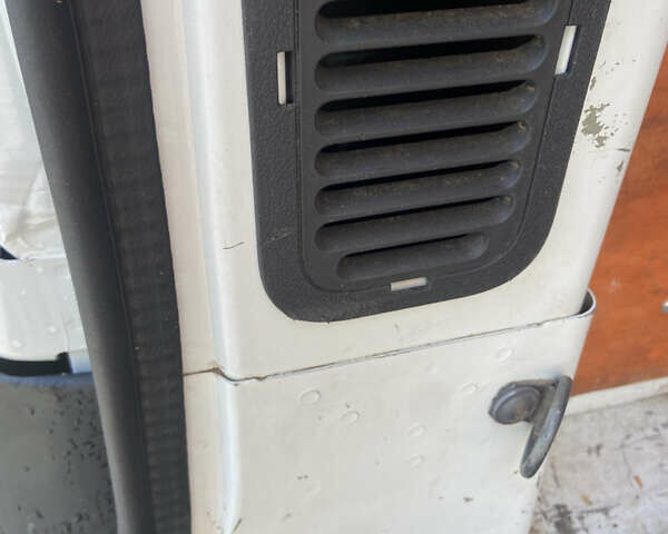 Білий Рено Мастєр, об'ємом двигуна 2.3 л та пробігом 356 тис. км за 14500 $, фото 26 на Automoto.ua