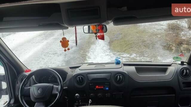 Белый Рено Мастер, объемом двигателя 2.3 л и пробегом 288 тыс. км за 17300 $, фото 8 на Automoto.ua