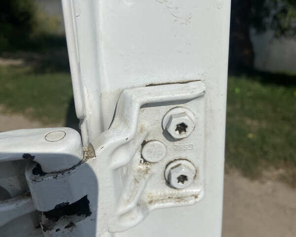 Білий Рено Мастєр, об'ємом двигуна 2.3 л та пробігом 356 тис. км за 14500 $, фото 34 на Automoto.ua