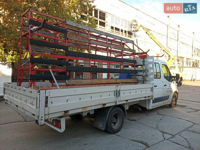 Белый Рено Мастер, объемом двигателя 2.3 л и пробегом 255 тыс. км за 19000 $, фото 7 на Automoto.ua