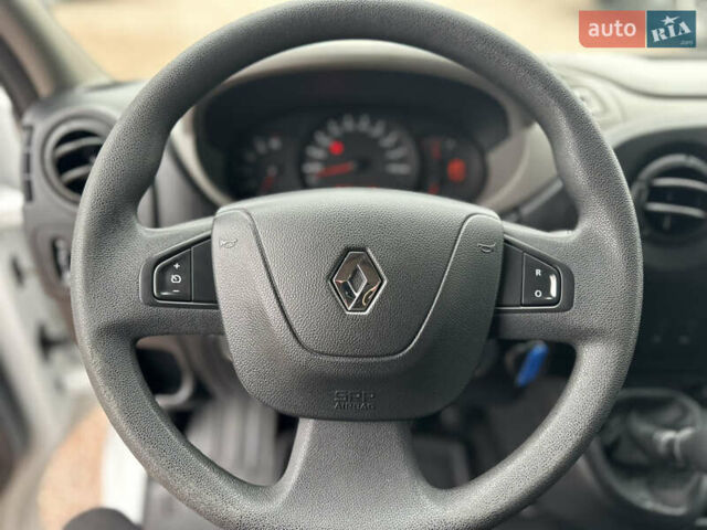 Белый Рено Мастер, объемом двигателя 2.3 л и пробегом 385 тыс. км за 17900 $, фото 13 на Automoto.ua