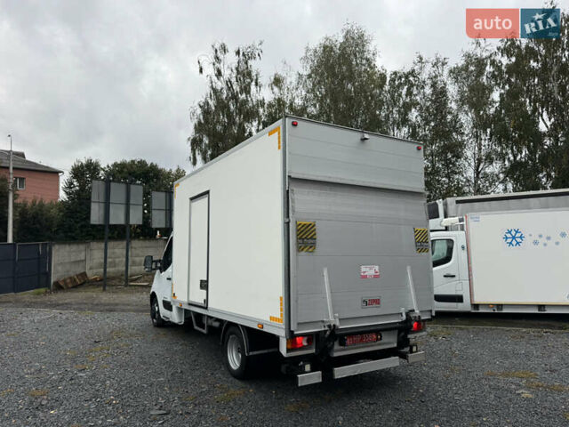 Белый Рено Мастер, объемом двигателя 2.3 л и пробегом 235 тыс. км за 22900 $, фото 7 на Automoto.ua
