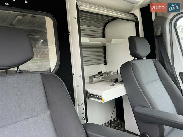 Білий Рено Мастєр, об'ємом двигуна 2.3 л та пробігом 124 тис. км за 17300 $, фото 10 на Automoto.ua