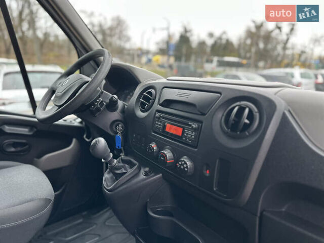 Белый Рено Мастер, объемом двигателя 2.3 л и пробегом 385 тыс. км за 17900 $, фото 18 на Automoto.ua