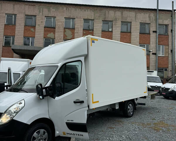 Белый Рено Мастер, объемом двигателя 2.3 л и пробегом 215 тыс. км за 17500 $, фото 21 на Automoto.ua