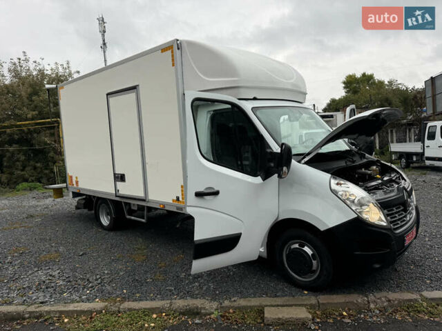 Белый Рено Мастер, объемом двигателя 2.3 л и пробегом 235 тыс. км за 22900 $, фото 24 на Automoto.ua