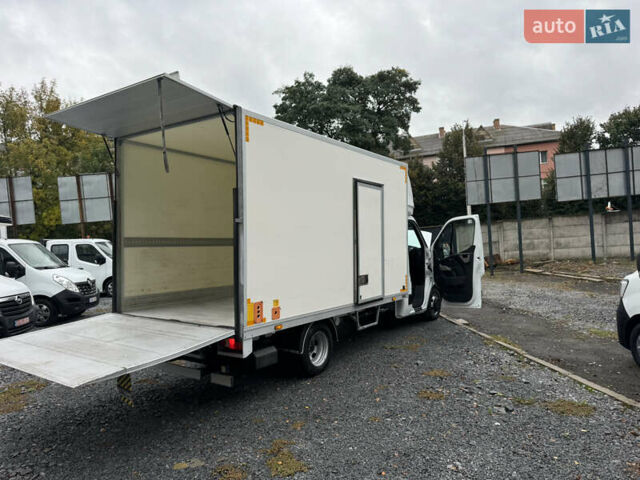 Белый Рено Мастер, объемом двигателя 2.3 л и пробегом 235 тыс. км за 22900 $, фото 22 на Automoto.ua