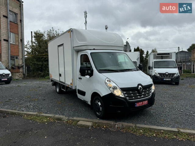 Белый Рено Мастер, объемом двигателя 2.3 л и пробегом 235 тыс. км за 22900 $, фото 1 на Automoto.ua