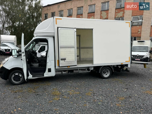 Белый Рено Мастер, объемом двигателя 2.3 л и пробегом 235 тыс. км за 22900 $, фото 19 на Automoto.ua