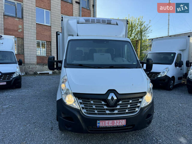 Белый Рено Мастер, объемом двигателя 2.3 л и пробегом 215 тыс. км за 21900 $, фото 1 на Automoto.ua