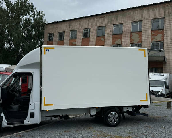 Белый Рено Мастер, объемом двигателя 2.3 л и пробегом 215 тыс. км за 17500 $, фото 20 на Automoto.ua