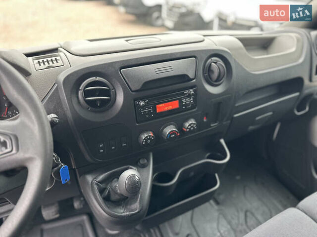 Белый Рено Мастер, объемом двигателя 2.3 л и пробегом 385 тыс. км за 17900 $, фото 15 на Automoto.ua