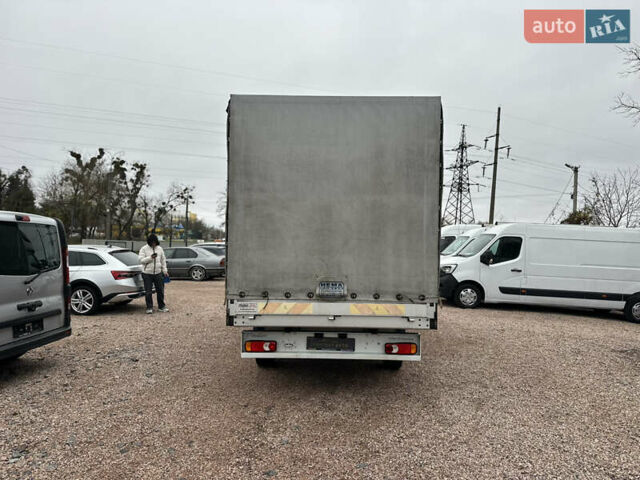 Белый Рено Мастер, объемом двигателя 2.3 л и пробегом 385 тыс. км за 17900 $, фото 7 на Automoto.ua