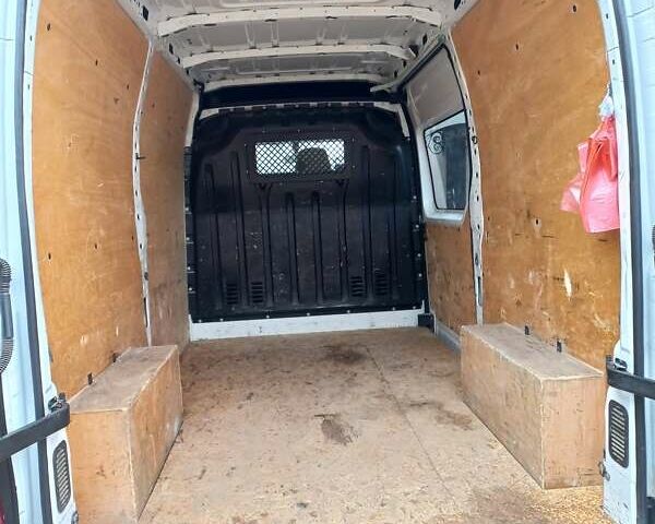 Белый Рено Мастер, объемом двигателя 2.3 л и пробегом 182 тыс. км за 13700 $, фото 10 на Automoto.ua