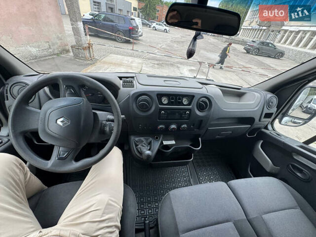 Білий Рено Мастєр, об'ємом двигуна 2.3 л та пробігом 283 тис. км за 17900 $, фото 7 на Automoto.ua