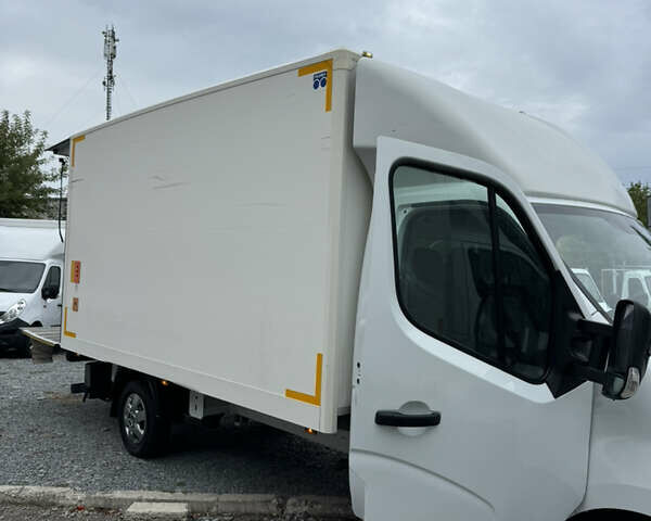Белый Рено Мастер, объемом двигателя 2.3 л и пробегом 215 тыс. км за 17500 $, фото 23 на Automoto.ua