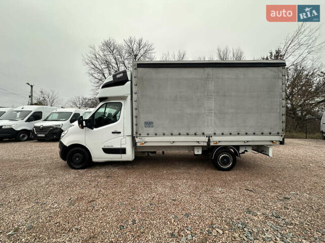 Белый Рено Мастер, объемом двигателя 2.3 л и пробегом 385 тыс. км за 17900 $, фото 5 на Automoto.ua