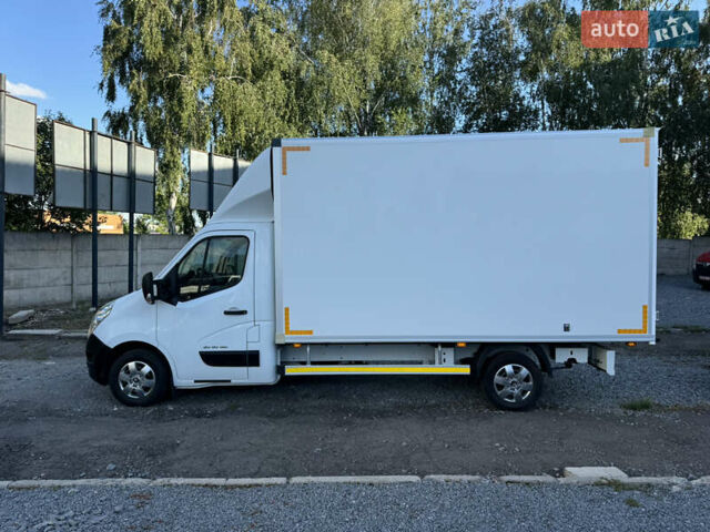 Рено Мастер 2018 в Ровно на Automoto.ua Белый Рено Мастер, объемом двигателя 2.3 л и пробегом 215 тыс. км за 17950 $, фото 8 на Automoto.ua