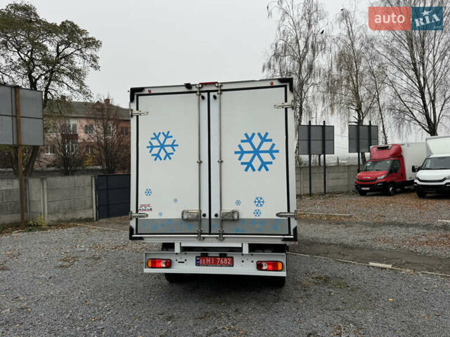 Белый Рено Мастер, объемом двигателя 2.3 л и пробегом 163 тыс. км за 21900 $, фото 12 на Automoto.ua