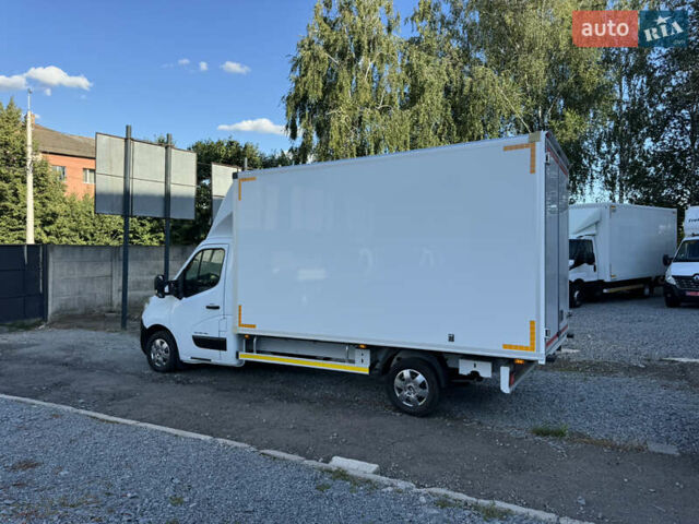 Рено Мастер 2018 в Ровно на Automoto.ua Белый Рено Мастер, объемом двигателя 2.3 л и пробегом 215 тыс. км за 17950 $, фото 9 на Automoto.ua