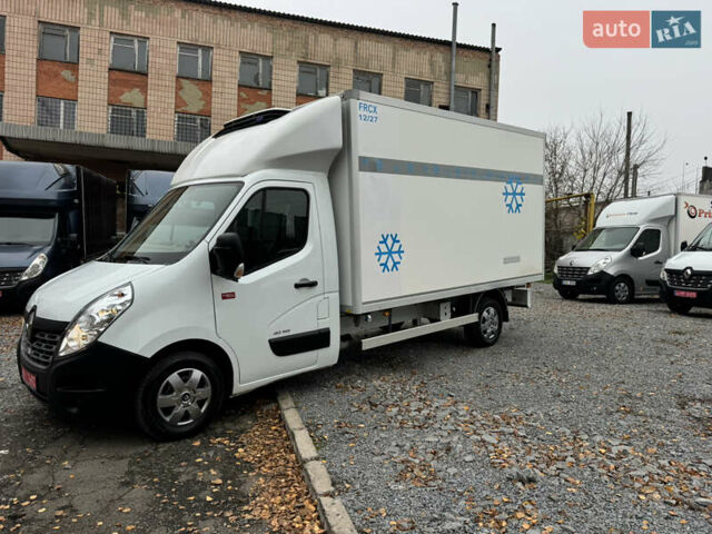 Белый Рено Мастер, объемом двигателя 2.3 л и пробегом 163 тыс. км за 21900 $, фото 5 на Automoto.ua