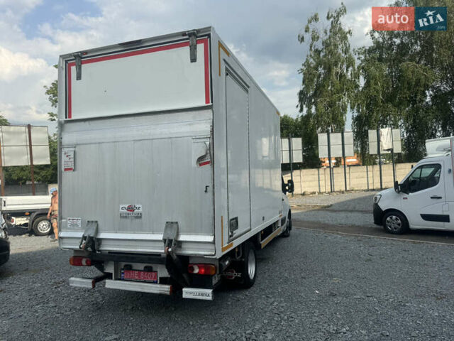 Белый Рено Мастер, объемом двигателя 2.3 л и пробегом 245 тыс. км за 22900 $, фото 9 на Automoto.ua