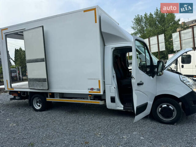 Белый Рено Мастер, объемом двигателя 2.3 л и пробегом 245 тыс. км за 22900 $, фото 25 на Automoto.ua