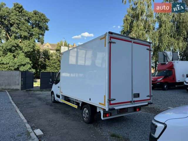 Рено Мастер 2018 в Ровно на Automoto.ua Белый Рено Мастер, объемом двигателя 2.3 л и пробегом 215 тыс. км за 17950 $, фото 11 на Automoto.ua