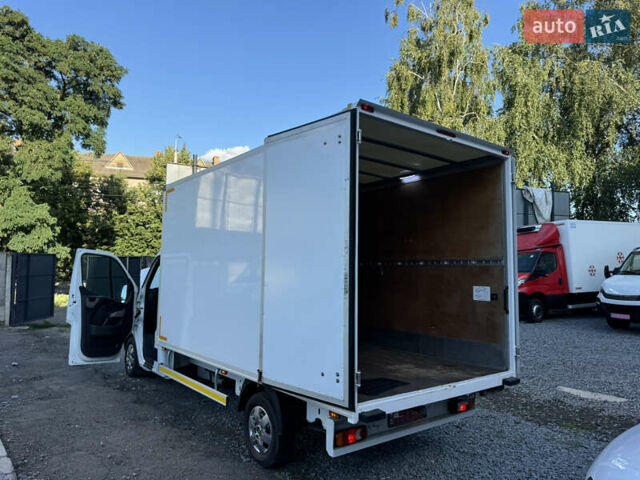 Білий Рено Мастєр, об'ємом двигуна 2.3 л та пробігом 215 тис. км за 17950 $, фото 27 на Automoto.ua