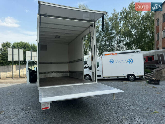 Белый Рено Мастер, объемом двигателя 2.3 л и пробегом 245 тыс. км за 22900 $, фото 32 на Automoto.ua